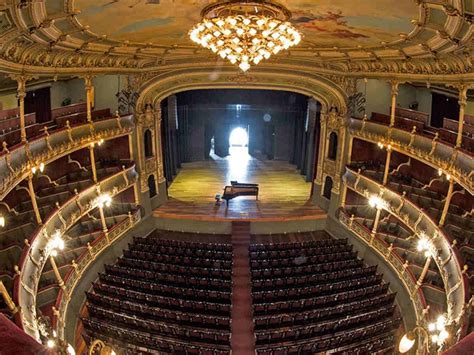 que es el teatro nacional